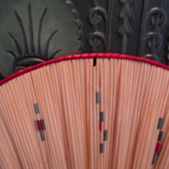 vintage wicker fan wall decor - Picture 2 of 2